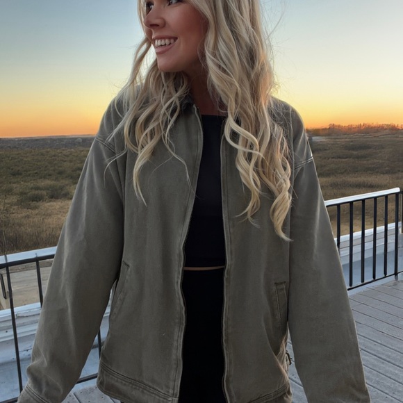 Women's Olive Green Jacket barn new - Picture 4 of 4